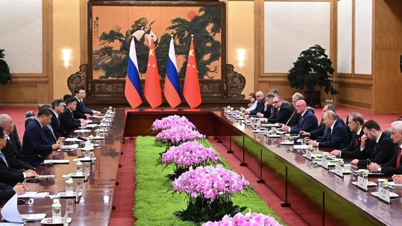 Китай и Россия подписали свыше 20 документов о сотрудничестве