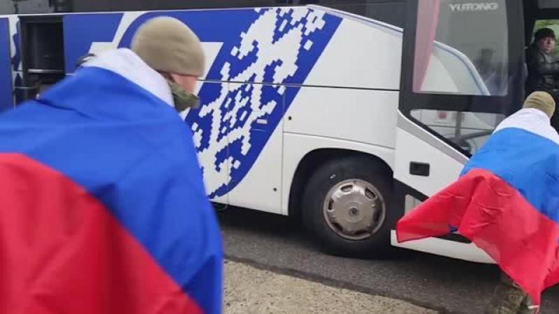 Москва и Киев провели обмен пленными по формуле 185 на 185