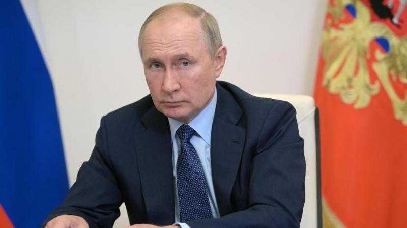 Президент РФ считает Евросоюз мощным, но затухающим центром