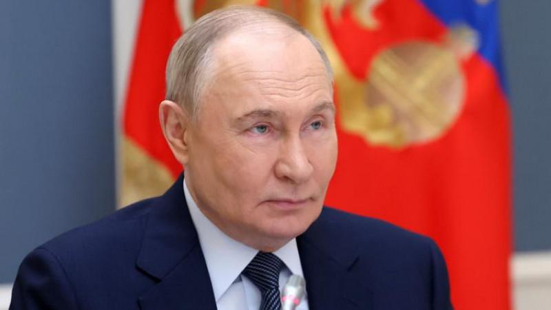 Президент РФ призвал сделать большую семью трендом