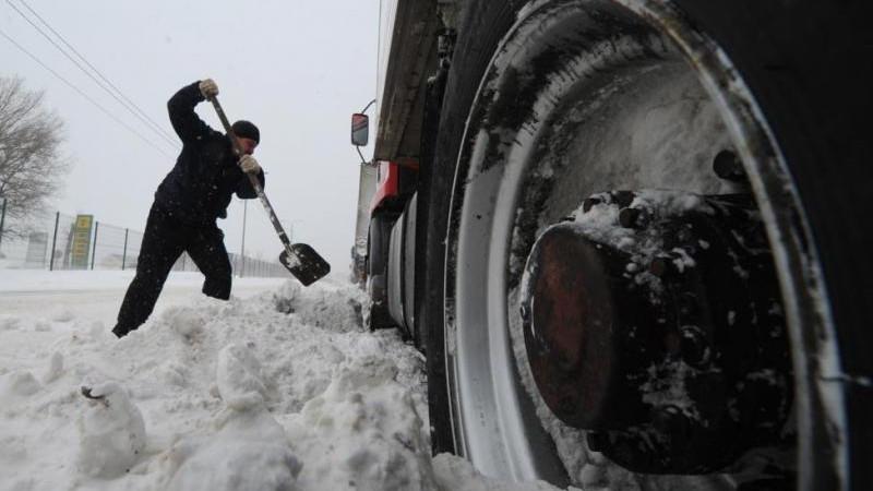 На Урале из-за снега объявили штормовое предупреждение