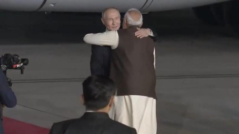 Президент России начал двухдневный визит в Индию