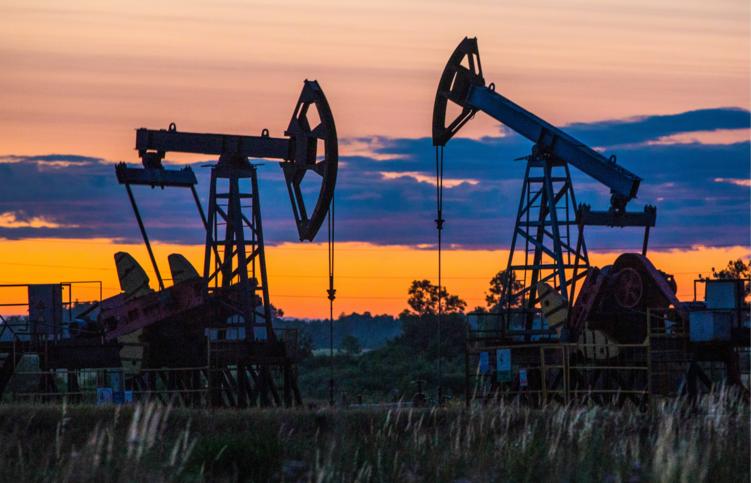 Цена нефти Brent впервые с 9 апреля опустилась ниже $59