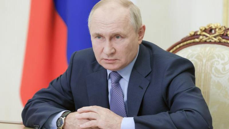 Президент РФ призвал использовать кириллицу, а не "кашу из латиницы"