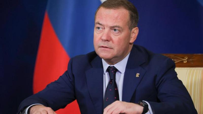 Медведев приветствовал выступление латвийского депутата в Сейме по-русски