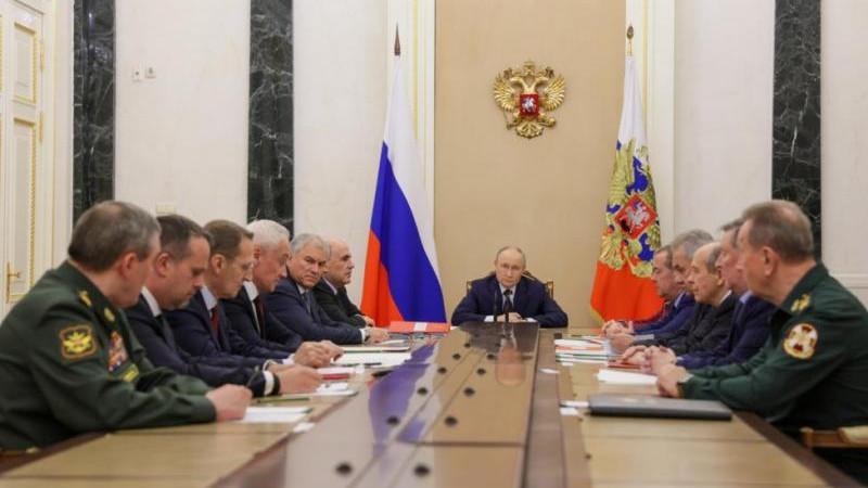 Слуцкий: поручения Путина по ядерным испытаниям являются сигналом США