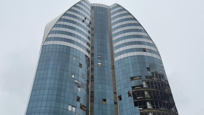 Кадыров пообещал ответный "подарок" на удар по зданию в Грозном