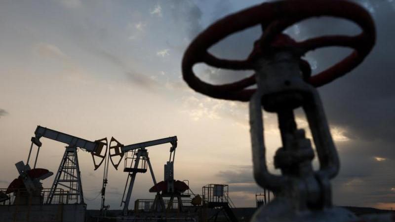 Цена нефти Brent впервые с 29 мая поднялась выше $66 за баррель