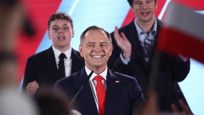 Навроцкий вступил в должность президента Польши