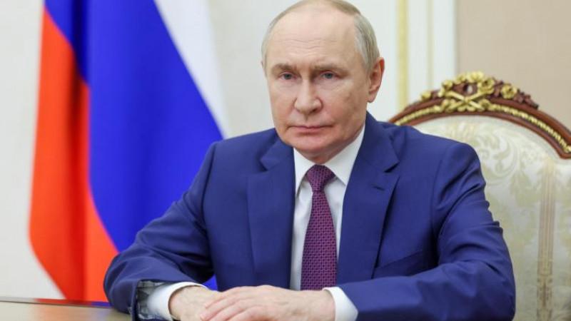 Путин участвует в открытии новых объектов в регионах