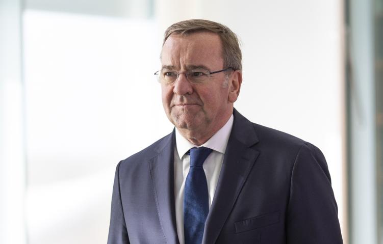 Reuters: глава МО ФРГ намерен увеличить оборонные расходы до более €60 млрд в год