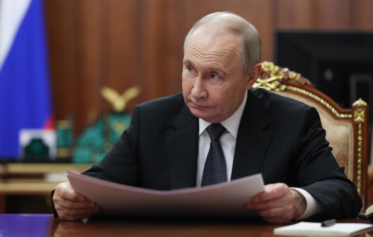 Путин заявил, что Герасимов ежедневно докладывает ему о ситуации на фронте