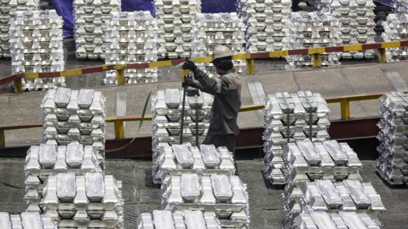 ФНПР: с сентября нельзя будет снижать премии более чем на 20% от оклада