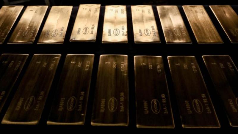 Цена золота впервые с 22 июля поднялась выше $3 450 за тройскую унцию