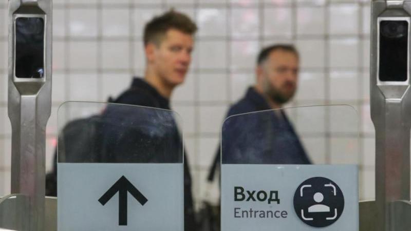 Во всех метрополитенах России до конца года внедрят оплату по биометрии