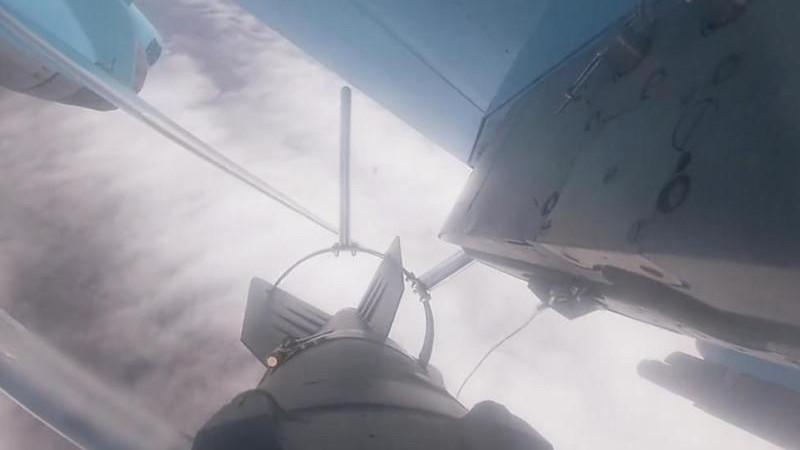 Российские ВС за неделю нанесли семь групповых ударов по военным объектам на Украине