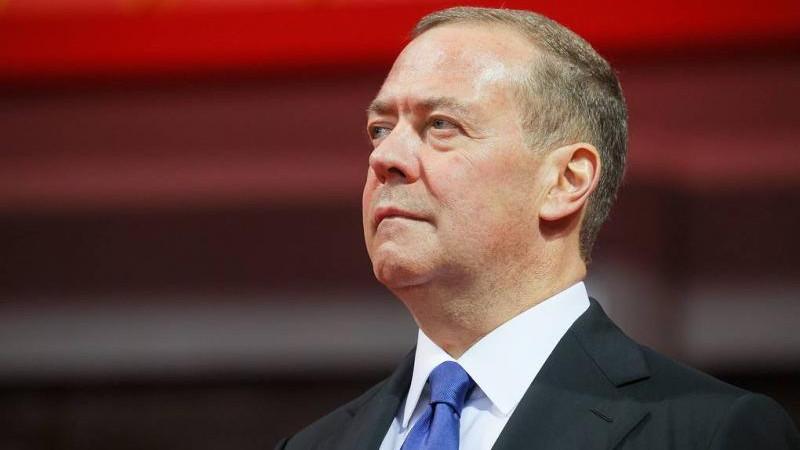 Медведев: для России достижение национальных целей остается важнейшим приоритетом