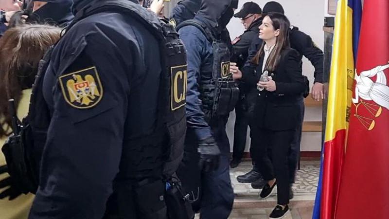 У СИЗО, где содержится Гуцул, четвертый день проводится пикет
