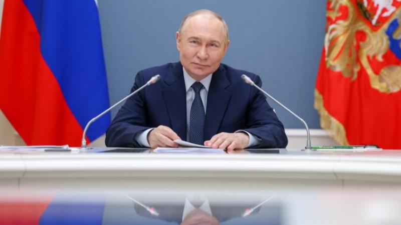 ВЦИОМ: уровень доверия российских граждан Путину составляет почти 80%