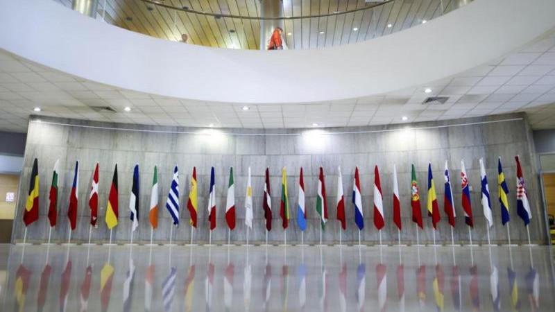 EUObserver: Венгрия и Словакия могут отстрочить новые антироссийские санкции