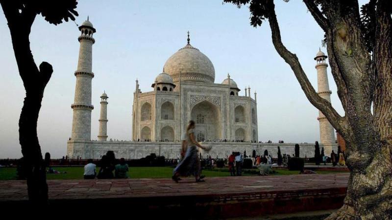 Hindustan Times: в Индии из-за приема сиропа от кашля скончались 20 детей