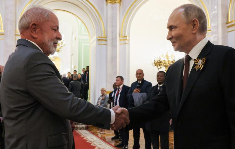 Путин провел встречу в Кремле с президентом Бразилии