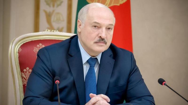 Лукашенко сообщит, когда "Орешник" встанет на боевое дежурство