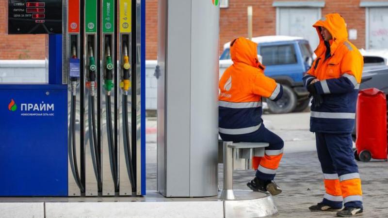 Биржевая цена бензина АИ-92 снизилась на 0,42%