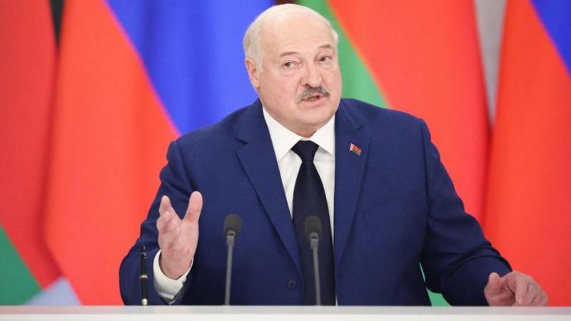 Лукашенко заявил, что Украина никогда не победит Россию