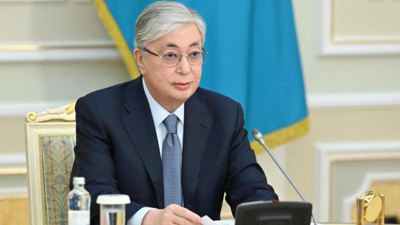 Токаев отметил, что в Казахстане русский язык пользуется особым признанием