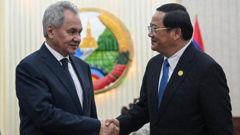 Шойгу: Россия нацелена активно расширять товарооборот с Лаосом