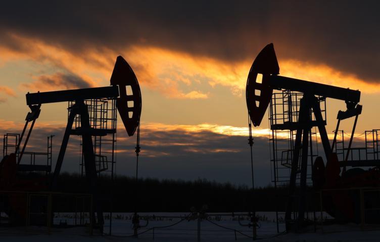 Цена нефти Brent впервые с 28 апреля поднималась выше $66 за баррель