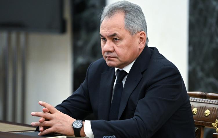 С Шойгу продлили контракт на прохождение воинской службы