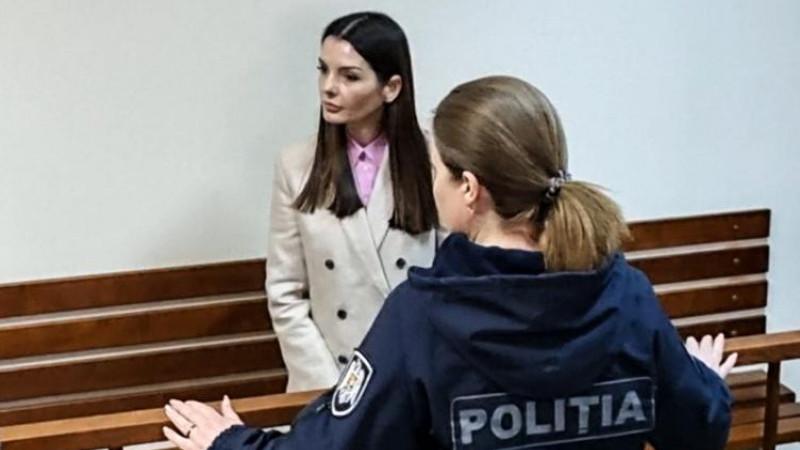 Сторонники Гуцул протестуют у СИЗО в Кишиневе