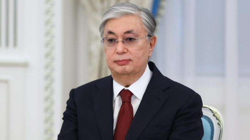 Президент Казахстана возложил цветы к Могиле Неизвестного Солдата в Москве