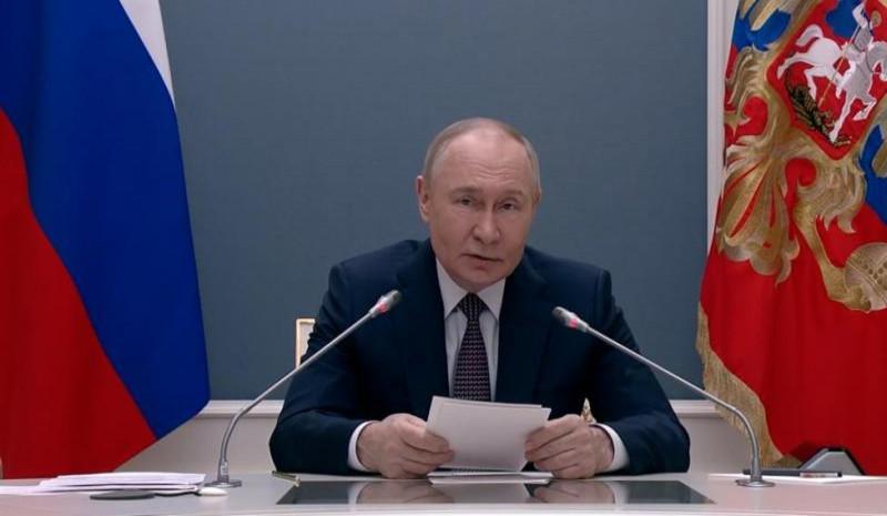 Путин отметил, что в ВС РФ в месяц приходят по 50-60 тыс. добровольцев