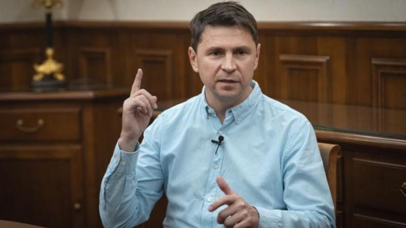 Подоляк: Украина готова обсуждать любую форму прекращения огня