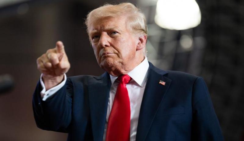 Трамп заявил о намерении предложить Ирану сделку за отказ от ядерного оружия