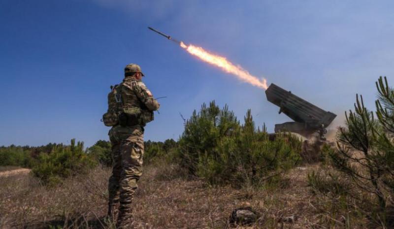 Суточные потери ВСУ в зоне СВО составили около 1 390 военных