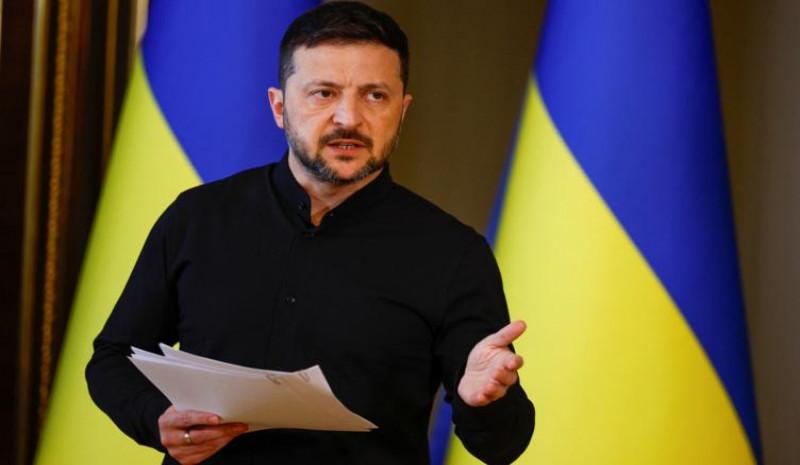 Зеленский вылетел из Анкары в Албанию