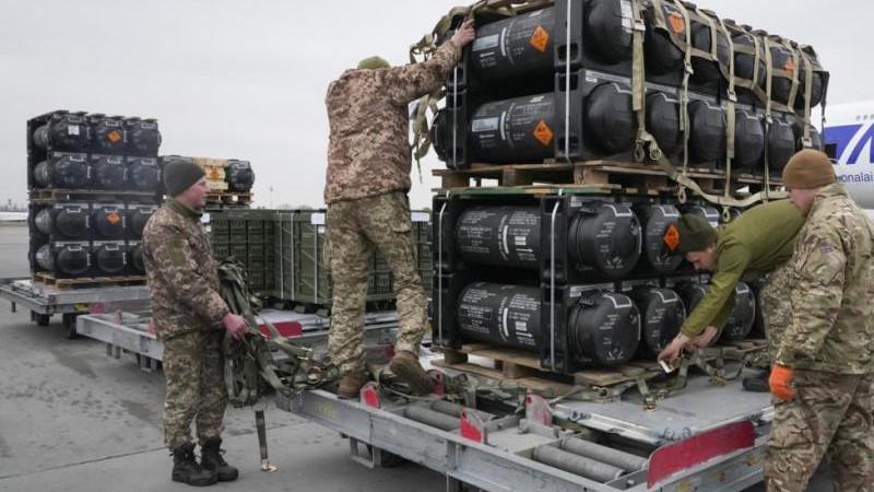 Telegraph: Украина столкнулась с отказом от американских военных поставок