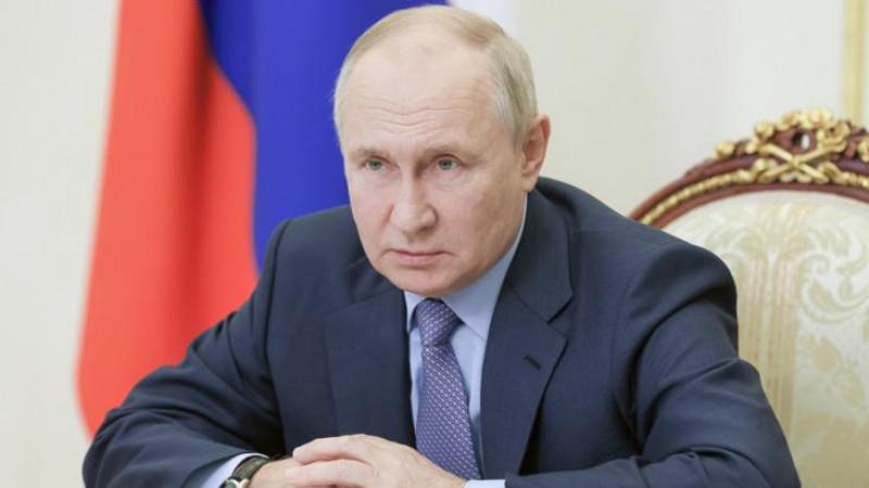 Путин сообщил, что обсудил с Трампом причины кризиса на Украине