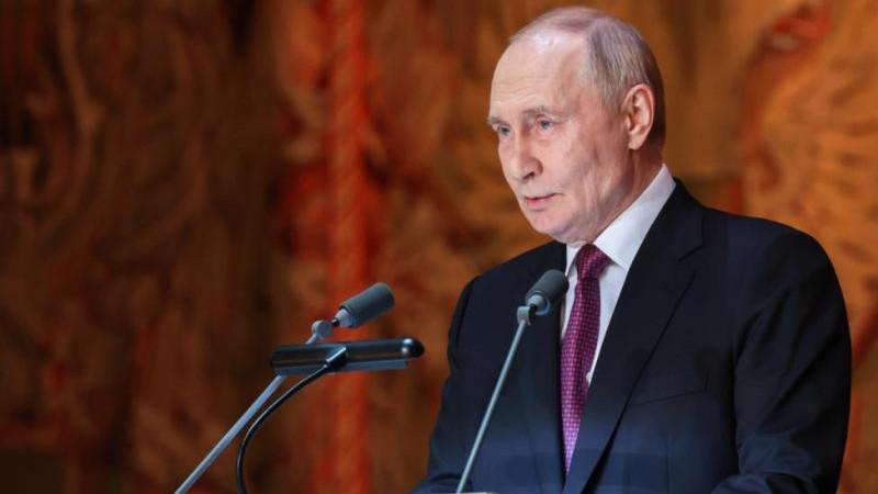 Путин: правда - это секретное "оружие межконтинентальной дальности" российской прессы