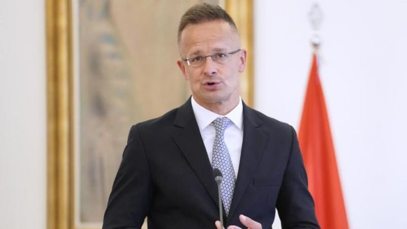 Сийярто подтвердил готовность Венгрии к саммиту между РФ и США
