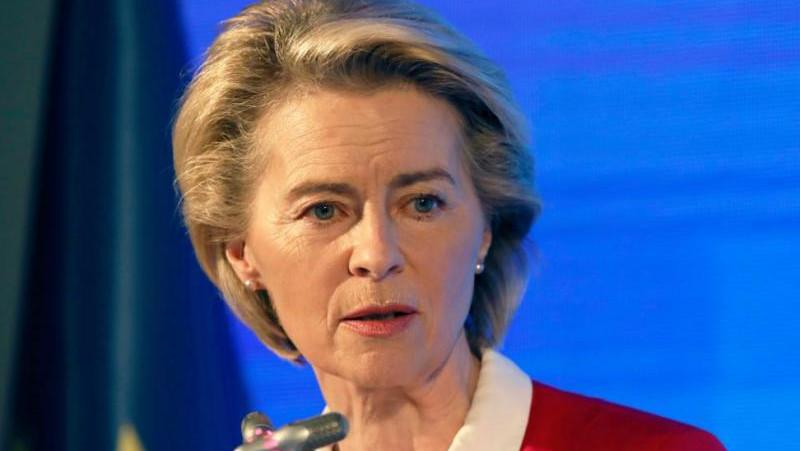 Фон дер Ляйен: Евросоюз продолжает получать из России до 13% газа и 2% нефти