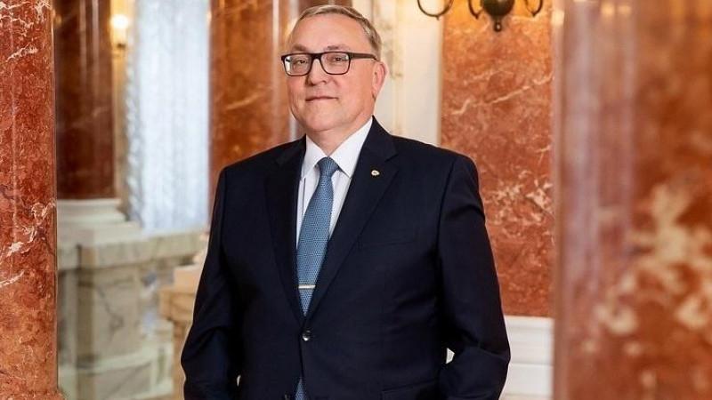 Дмитрий Любинский освобожден от должности посла РФ в Австрии