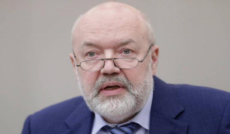 Крашенинников заявил, что Конституция РФ отвечает реалиям времени