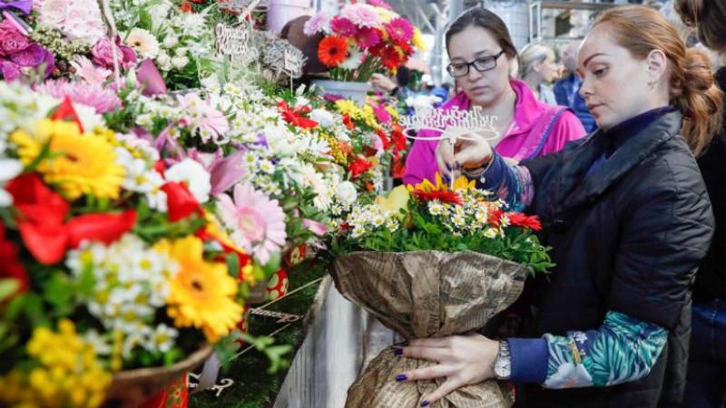 В России назвали стоимость школьного букета к 1 сентября
