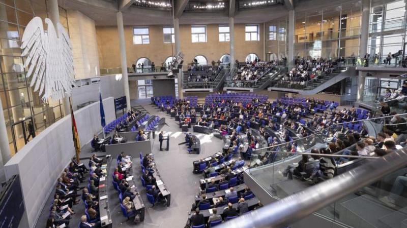 В Германии часть украинцев лишат гражданских пособий