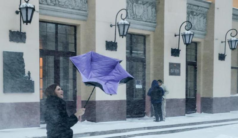 Вильфанд заявил, что не более 50% территории России покрыто снегом